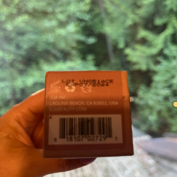 Ilia super serum skin tint BOM BOM ST5 - Picture 5 of 5